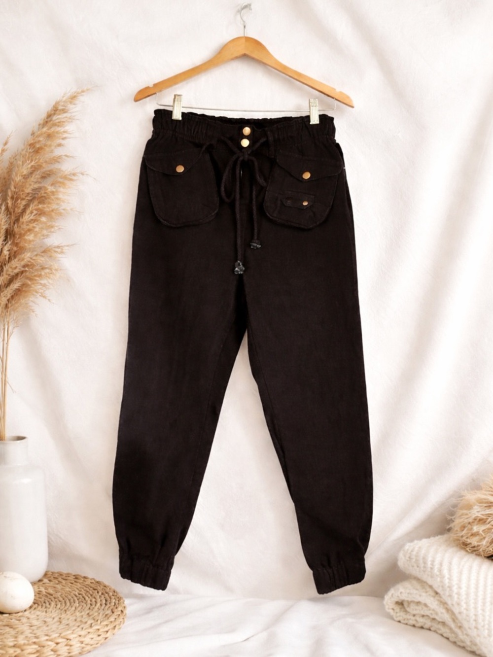 Blue Velvet Denim Black cropped Cargo Utility pocket joggers Women's Black NWOT
